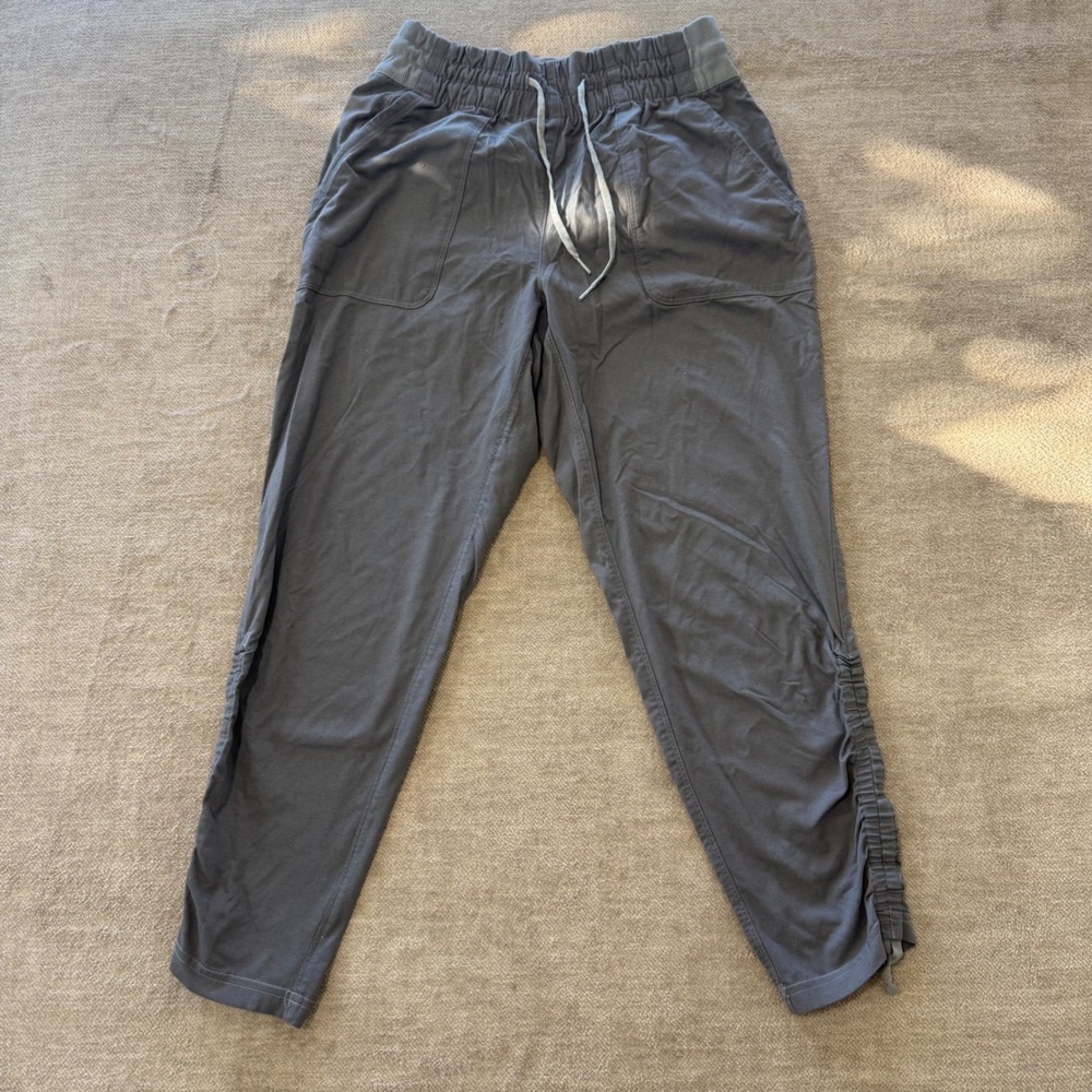 The North Face‎ Aphrodite 2.0 Gray Ruched Hiking Pants Womens Small S/P